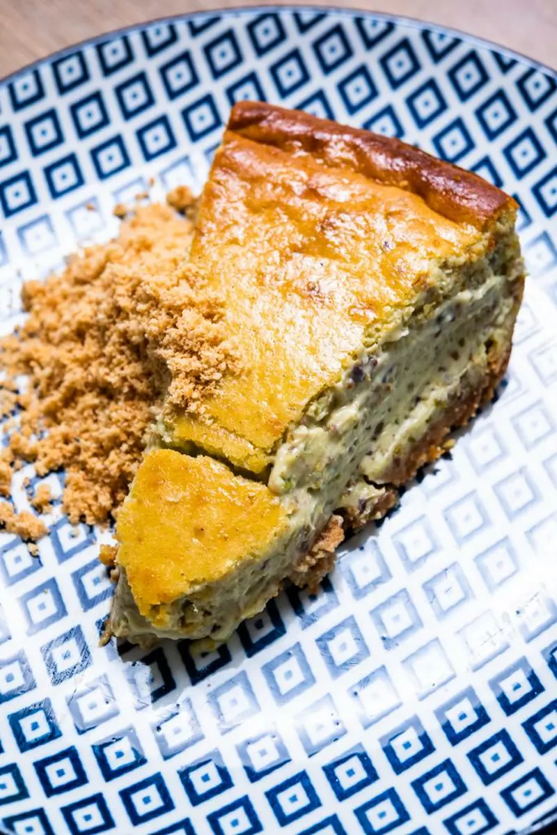 Tarta de queso y pistachos